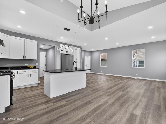 1390 N Merrimac Lane, Hanover Park, IL 60133