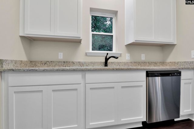 735 Lexington Ave, Cayce, SC 29033