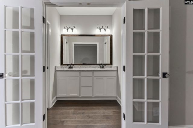 735 Lexington Ave, Cayce, SC 29033