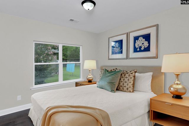 735 Lexington Ave, Cayce, SC 29033