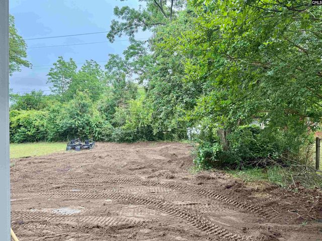 735 Lexington Ave, Cayce, SC 29033