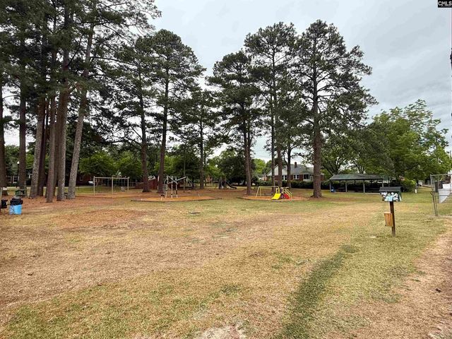 735 Lexington Ave, Cayce, SC 29033
