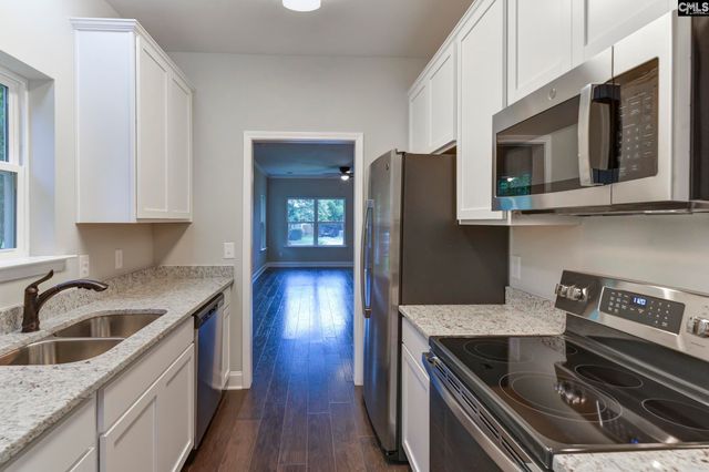 735 Lexington Ave, Cayce, SC 29033