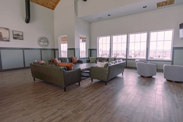 352 Lakeshore Lane, Windom, TX 75492
