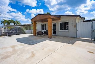1990 NW 154th St, Miami Gardens, FL 33054