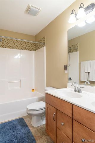 625 Longfellow Drive, O'fallon, IL 62269