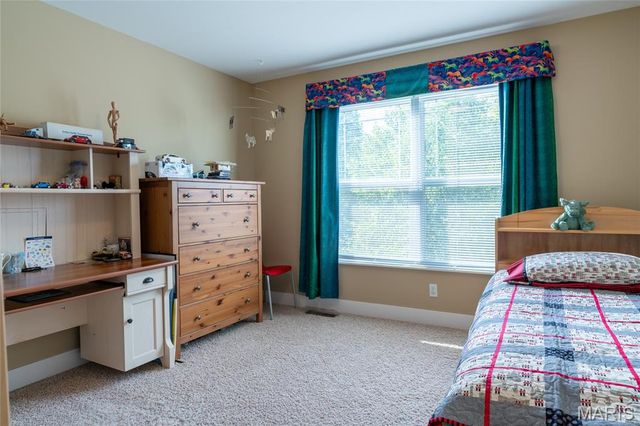 625 Longfellow Drive, O'fallon, IL 62269