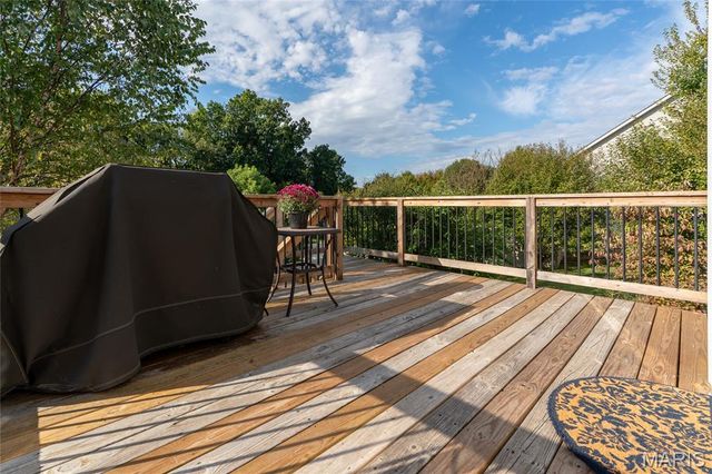 625 Longfellow Drive, O'fallon, IL 62269