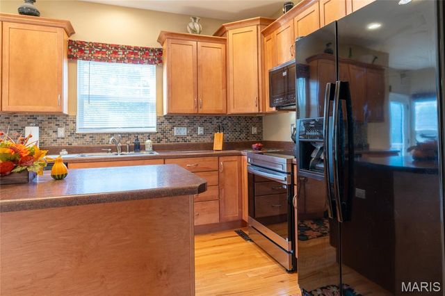 625 Longfellow Drive, O'fallon, IL 62269