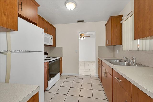 3210 SW 94th Court, Miami, FL 33165