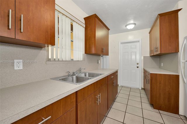 3210 SW 94th Court, Miami, FL 33165