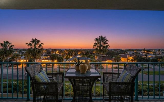 670 ISLAND WAY 501, Clearwater Beach, FL 33767