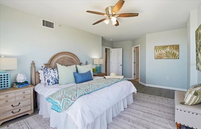 670 ISLAND WAY 501, Clearwater Beach, FL 33767