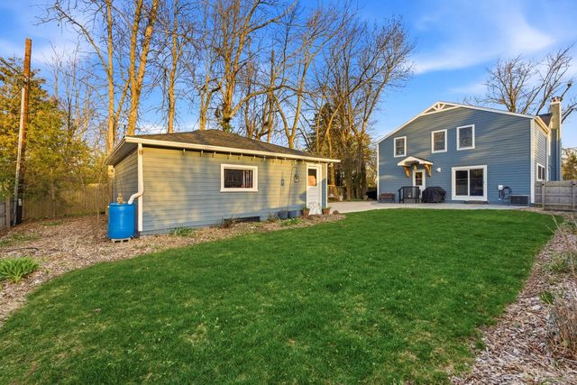 514 E Community PLACE, Milwaukee, WI 53217