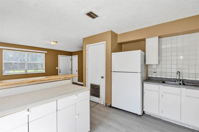 5879 NW 1ST STREET, Ocala, FL 34482
