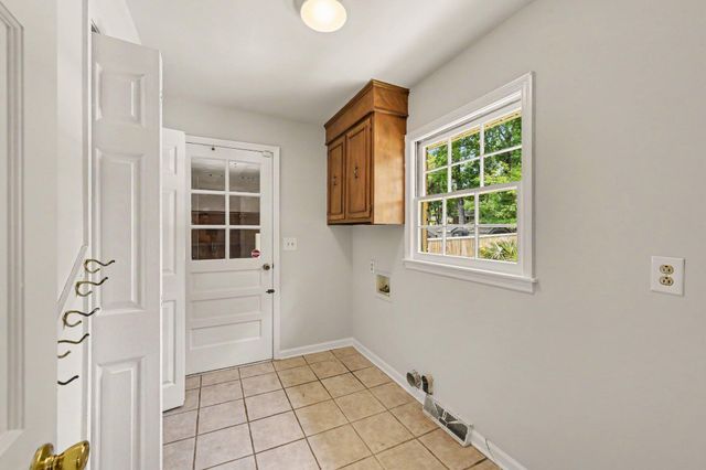 1035 Dominion Drive, Hanahan, SC 29410