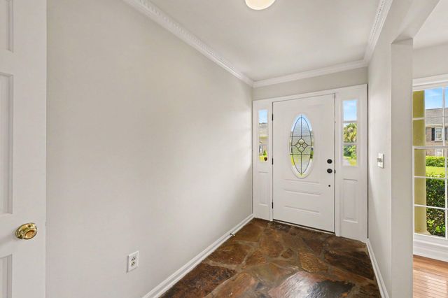 1035 Dominion Drive, Hanahan, SC 29410