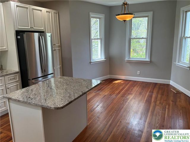 504 Fairview Street, Coopersburg Boro, PA 18036