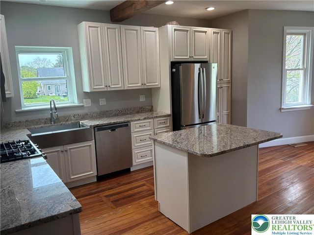 504 Fairview Street, Coopersburg Boro, PA 18036