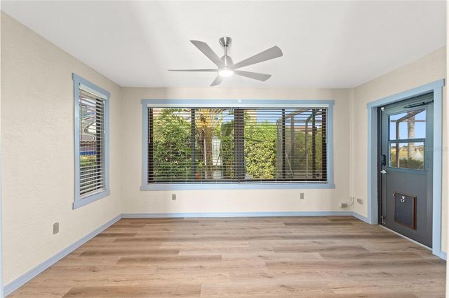 561 MEANDERING WAY, Polk City, FL 33868