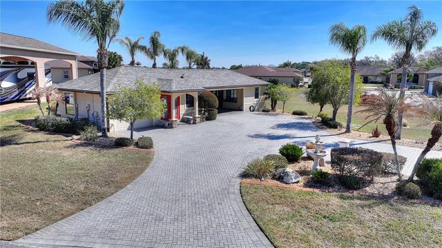 561 MEANDERING WAY, Polk City, FL 33868