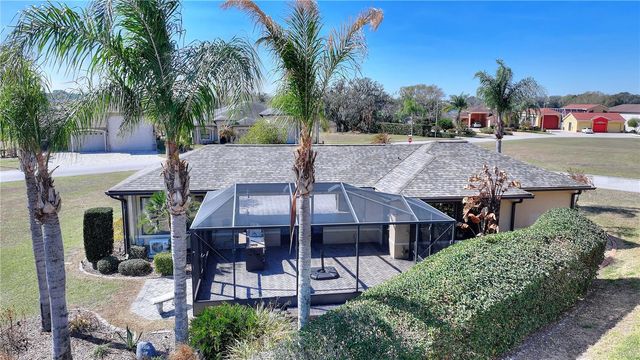 561 MEANDERING WAY, Polk City, FL 33868