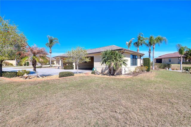 561 MEANDERING WAY, Polk City, FL 33868