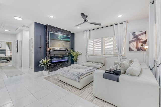 504 Spinnaker LOOP, Kyle, TX 78640