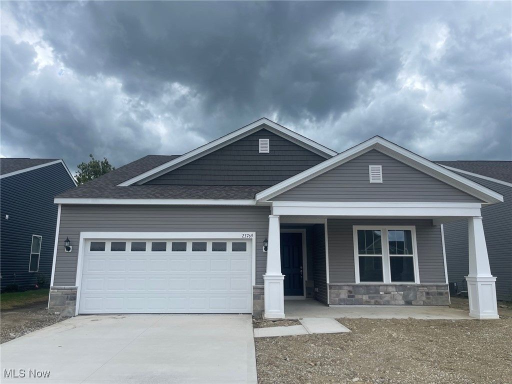 23769 Wally's Way, Columbia Station, OH 44028