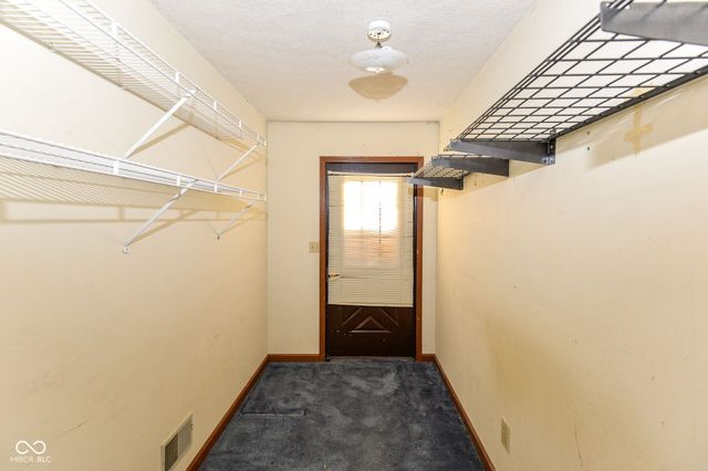 6035 Buckskin Court, Indianapolis, IN 46250