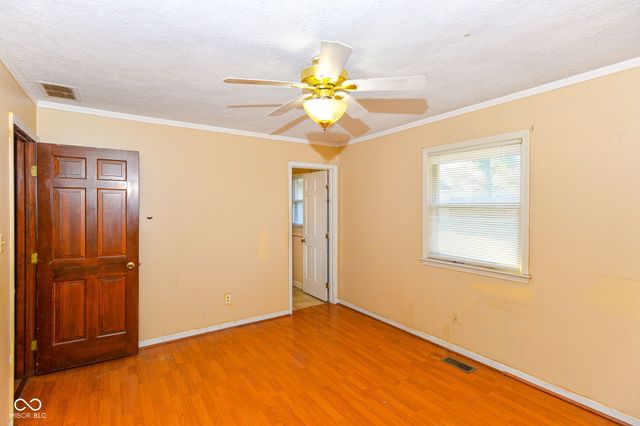 6035 Buckskin Court, Indianapolis, IN 46250