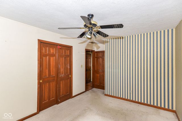 6035 Buckskin Court, Indianapolis, IN 46250