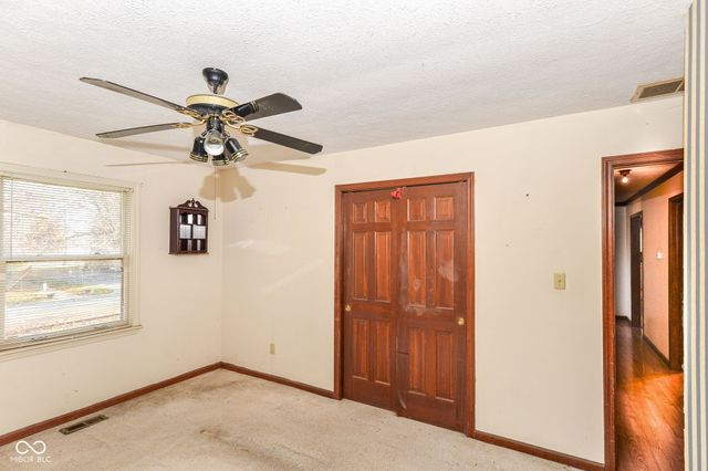 6035 Buckskin Court, Indianapolis, IN 46250