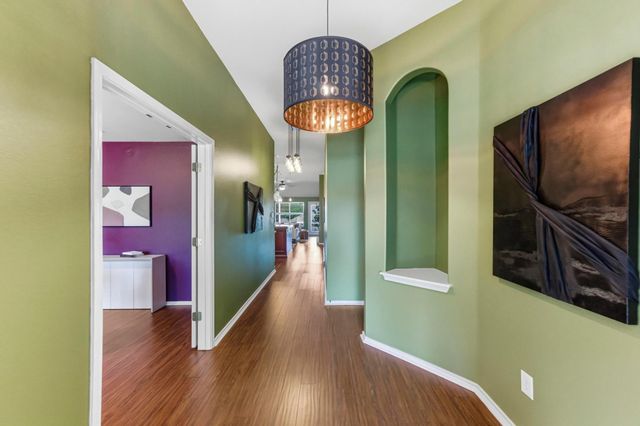 9207 Pioneer Forest DR, Austin, TX 78744