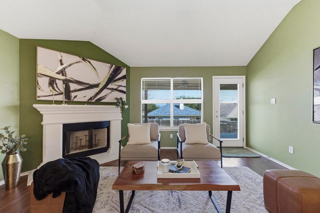 9207 Pioneer Forest DR, Austin, TX 78744