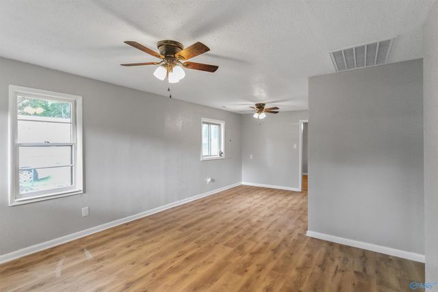 240 Victory Lane, Huntsville, AL 35811