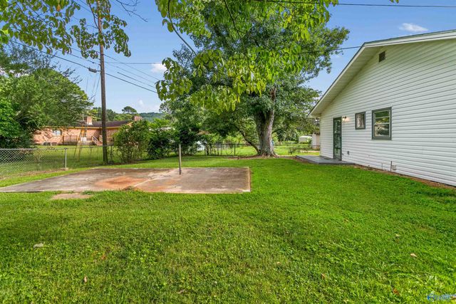 240 Victory Lane, Huntsville, AL 35811