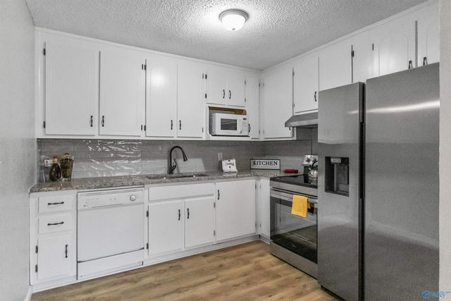 240 Victory Lane, Huntsville, AL 35811