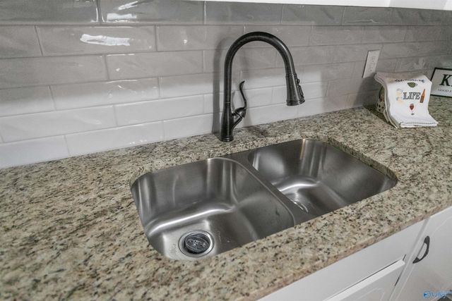 240 Victory Lane, Huntsville, AL 35811