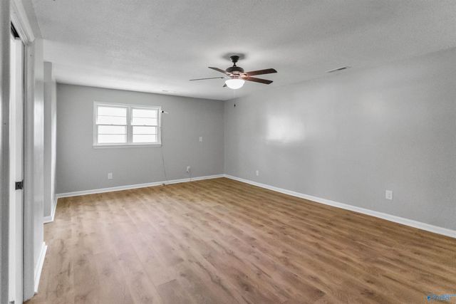 240 Victory Lane, Huntsville, AL 35811