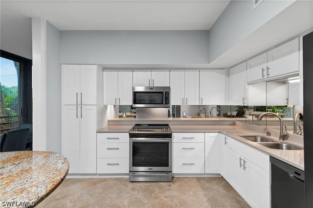 5555 Heron Point Drive 101, Naples, FL 34108