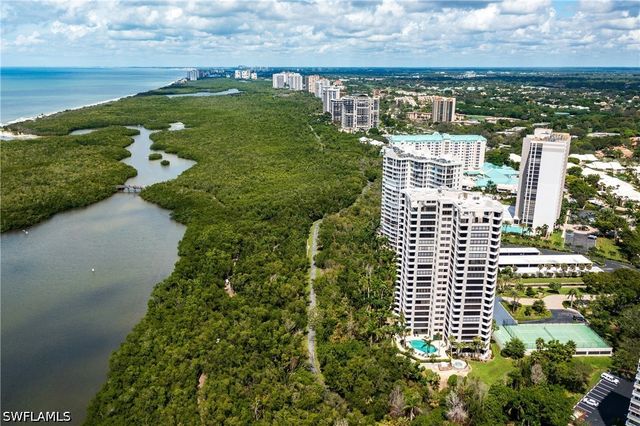 5555 Heron Point Drive 101, Naples, FL 34108