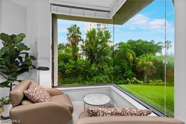 5555 Heron Point Drive 101, Naples, FL 34108
