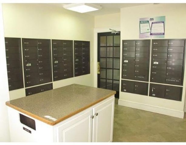 66 Queensberry Street 419, Boston, MA 02215