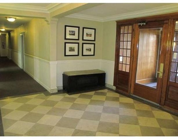 66 Queensberry Street 419, Boston, MA 02215