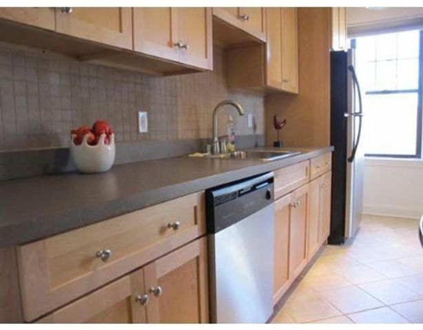 66 Queensberry Street 419, Boston, MA 02215