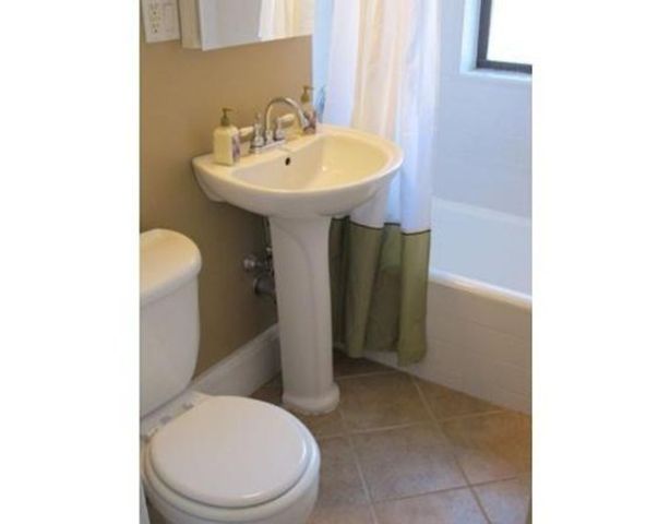 66 Queensberry Street 419, Boston, MA 02215