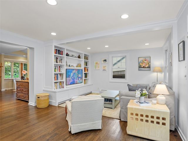 74 Valleywood Road, Greenwich, CT 06807