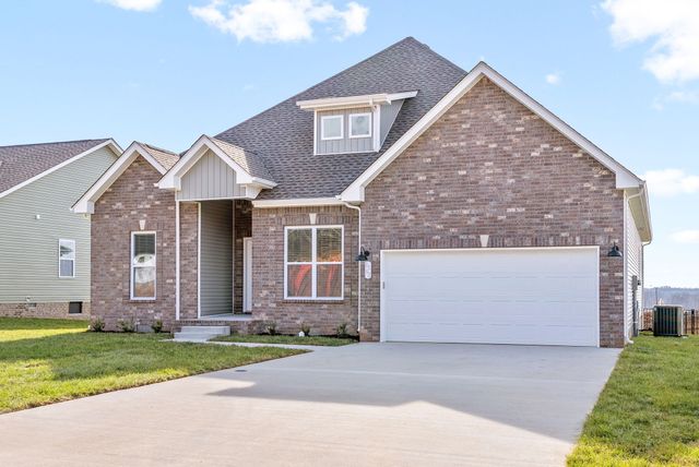 1192 Ross Farms Blvd, Clarksville, TN 37043