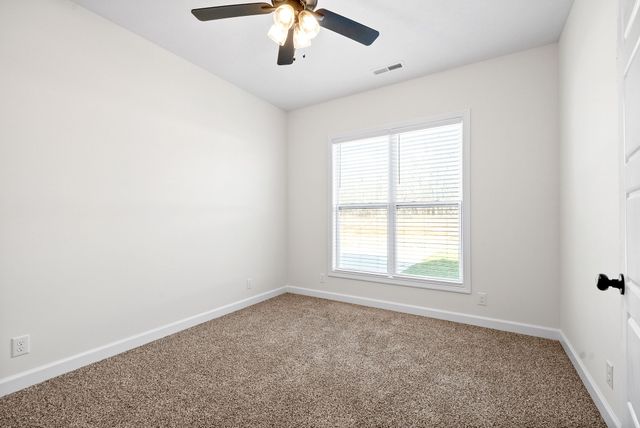 1192 Ross Farms Blvd, Clarksville, TN 37043